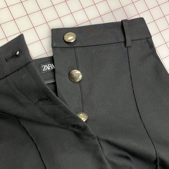ZARA NWT Minimalist High Waisted Gold Button Black Bermuda Trouser Shorts SZ XS - Picture 8 of 14